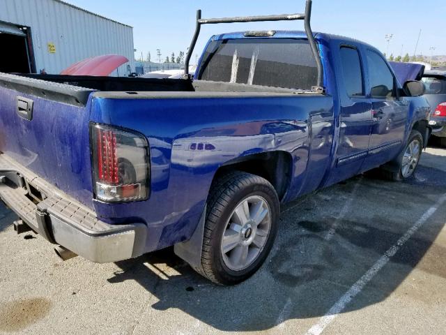 1GCRCSE0XDZ211758 - 2013 CHEVROLET SILVERADO BLUE photo 4