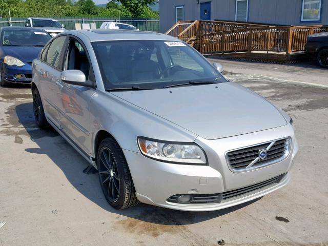 YV1390MS5A2510584 - 2010 VOLVO S40 2.4I SILVER photo 1