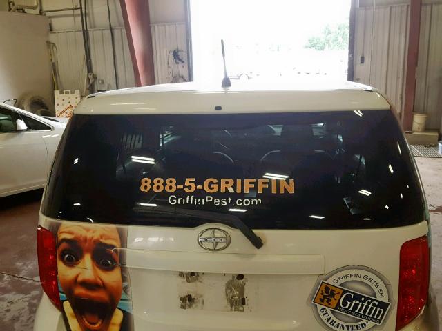 JTLZE4FE1A1112065 - 2010 TOYOTA SCION XB 白色 照片 9