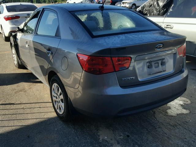 KNAFU4A21B5442777 - 2011 KIA FORTE EX GRAY photo 3