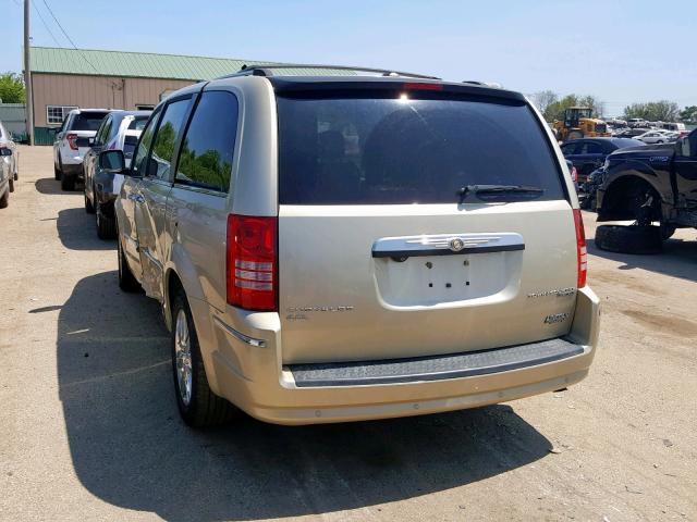 2A4RR7DX7AR399438 - 2010 CHRYSLER TOWN & COU GOLD photo 3