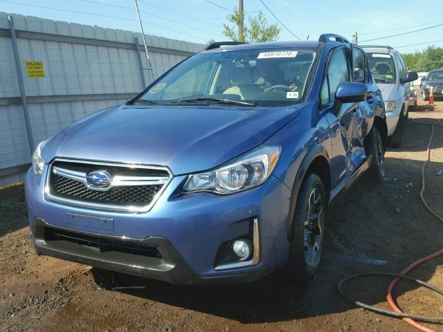 JF2GPABC0G8225233 - 2016 SUBARU CROSSTREK BLUE photo 2