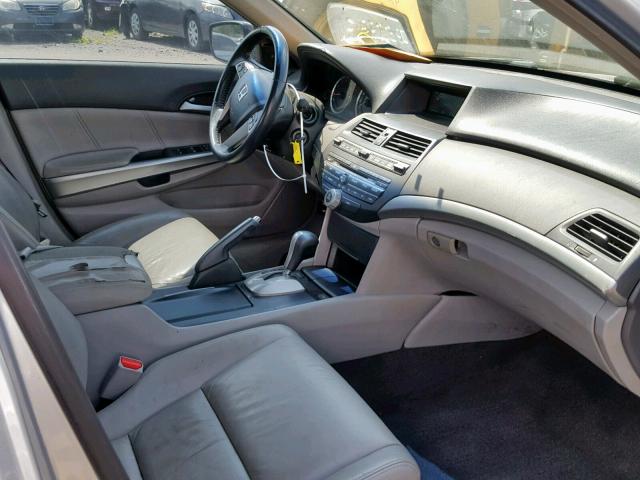 1HGCP36838A071112 - 2008 HONDA ACCORD EXL SILVER photo 5