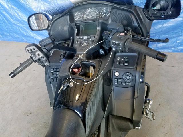 JH2SC68W8EK000147 - 2014 HONDA GL1800 H BLACK photo 5