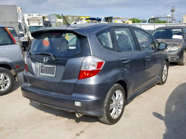 JHMGE8G55BC006411 - 2011 HONDA FIT SPORT GRAY photo 4