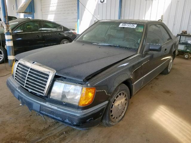 WDBEA51D9LB214073 - 1990 MERCEDES-BENZ 300 CE BLACK photo 2