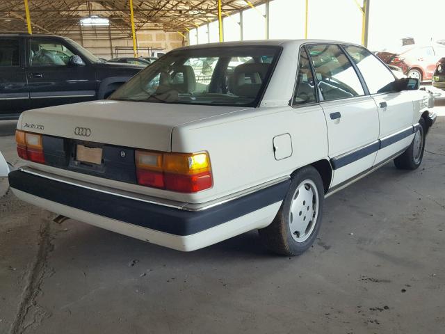 WAUBC5440LN075456 - 1990 AUDI 100 WHITE photo 4