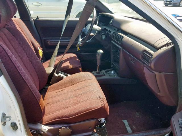 4T1SV21EXKU057958 - 1989 TOYOTA CAMRY DLX 白色 照片 5