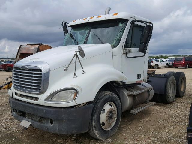 1FUJA6CKX5LU48312 - 2005 FREIGHTLINER CONVENTION WHITE photo 2