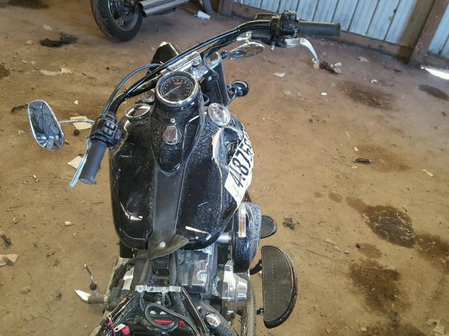 1HD1JRV18HB018350 - 2017 HARLEY-DAVIDSON FLS SOFTAI 黑色 照片 5