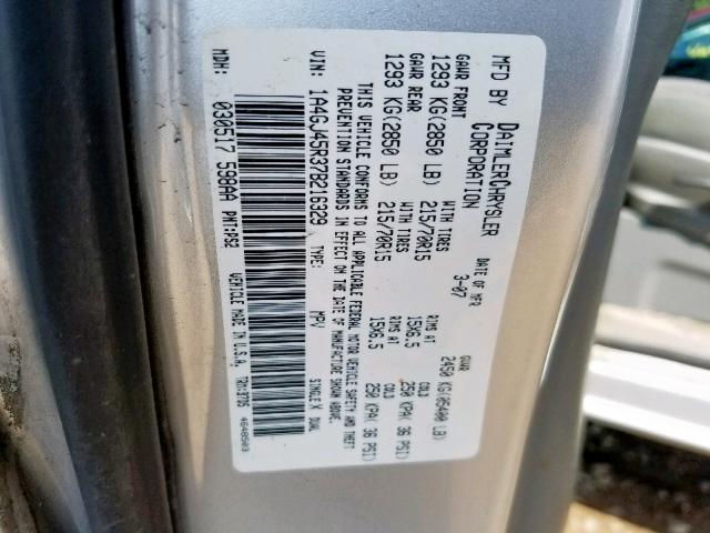 1A4GJ45R37B216329 - 2007 CHRYSLER TOWN & COU SILVER photo 10