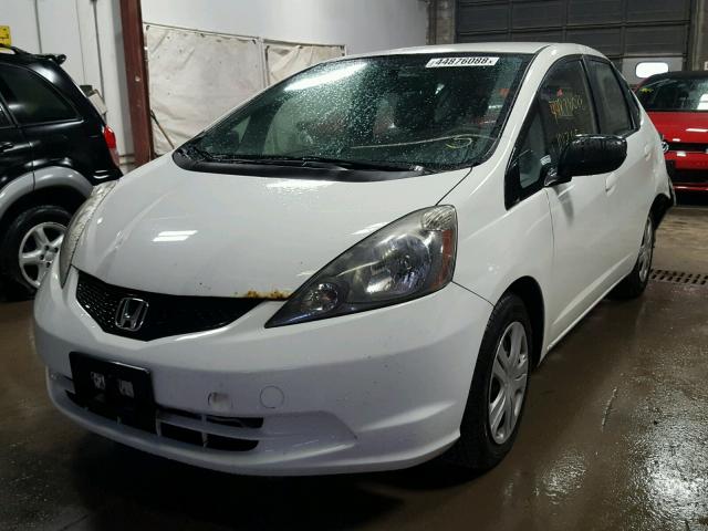 JHMGE88299S070732 - 2009 HONDA FIT WHITE photo 2