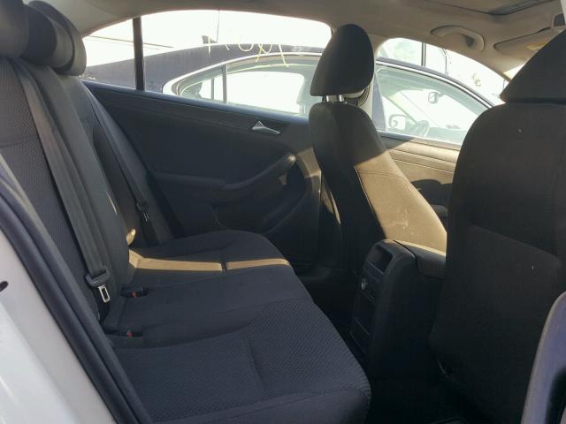 3VW2K7AJ9CM351247 - 2012 VOLKSWAGEN JETTA BASE WHITE photo 6