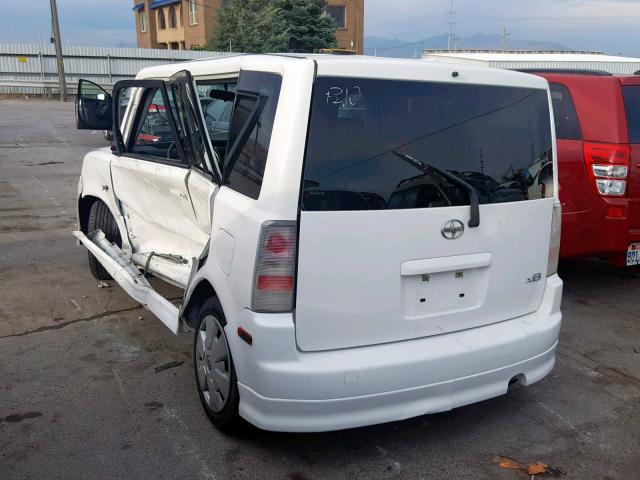 JTLKT334764050318 - 2006 TOYOTA SCION XB WHITE photo 3