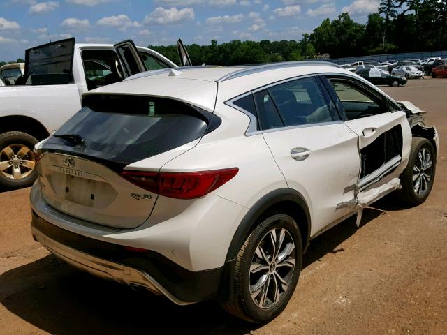 SJKCH5CR2HA024140 - 2017 INFINITI QX30 BASE WHITE photo 4