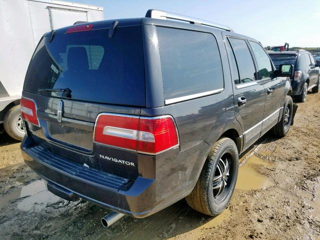 5LMFU28547LJ24168 - 2007 LINCOLN NAVIGATOR ნაცრისფერი ფოტო 4