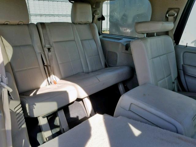 5LMFU28547LJ24168 - 2007 LINCOLN NAVIGATOR ნაცრისფერი ფოტო 6