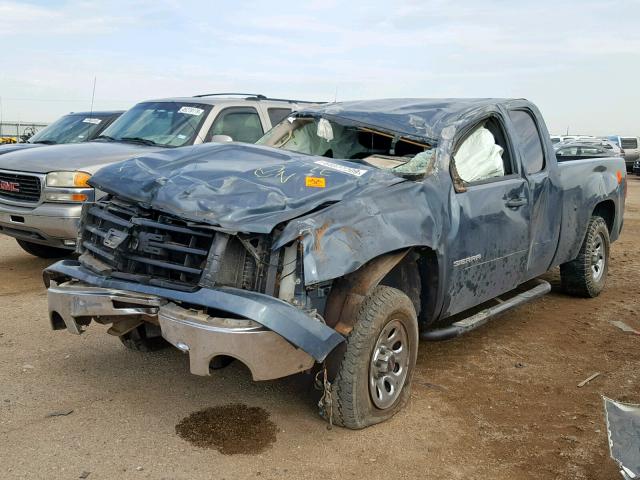 1GTSCUEA5AZ270671 - 2010 GMC SIERRA C15 GRAY photo 2