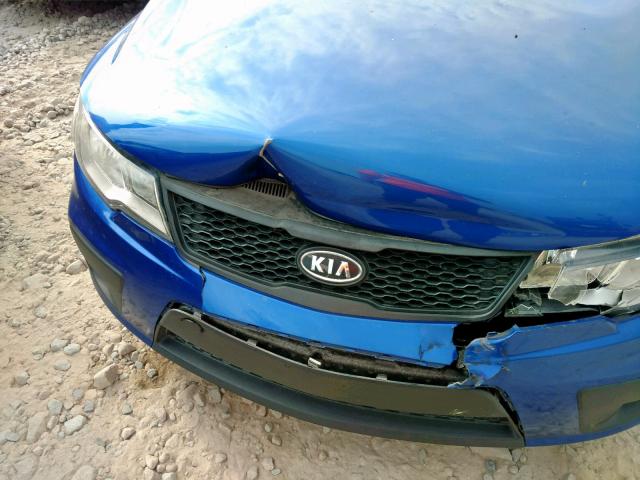 KNAFU6A25A5263362 - 2010 KIA FORTE EX BLUE photo 9