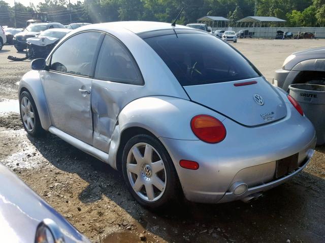 3VWFE21C92M457550 - 2002 VOLKSWAGEN NEW BEETLE 银色 照片 3