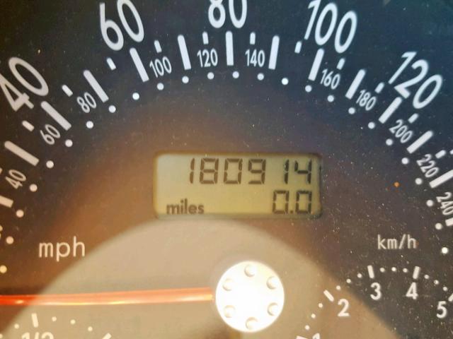 3VWFE21C92M457550 - 2002 VOLKSWAGEN NEW BEETLE 银色 照片 8