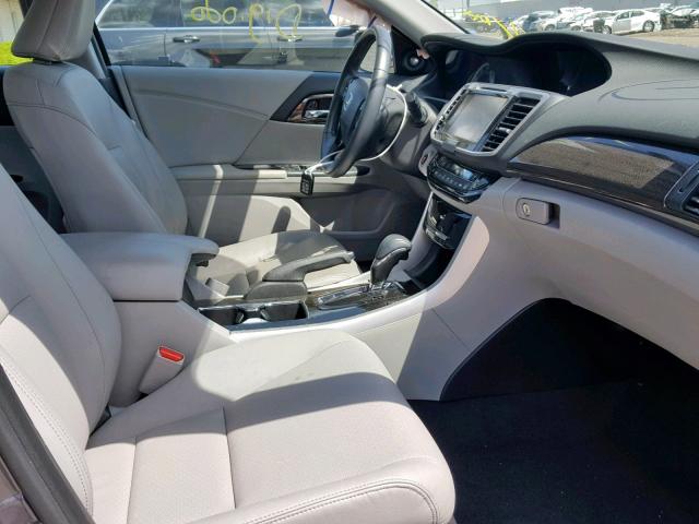 1HGCR2F89HA044257 - 2017 HONDA ACCORD EXL GRAY photo 5