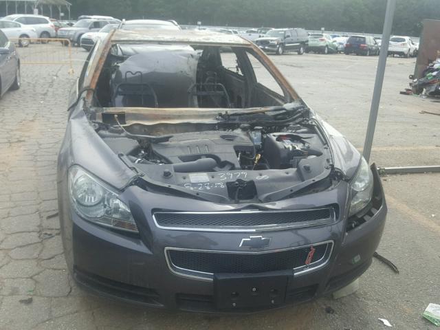 1G1ZB5EB4A4143979 - 2010 CHEVROLET MALIBU LS 烧焦的 照片 9