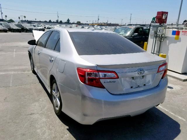 4T1BF1FK7CU569409 - 2012 TOYOTA CAMRY BASE SILVER photo 3
