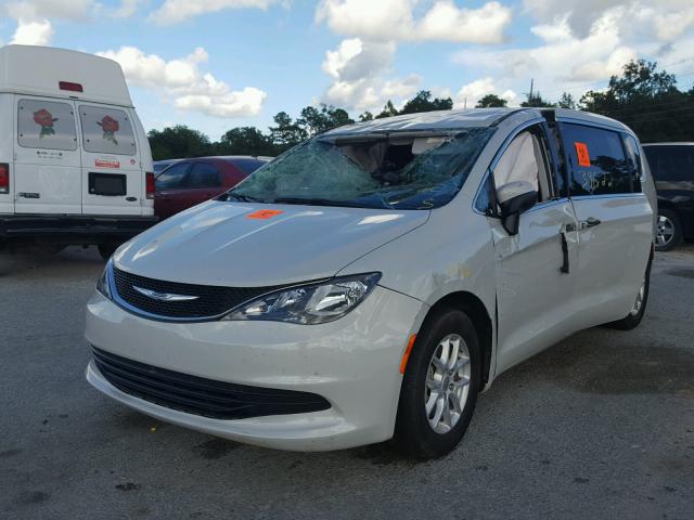 2C4RC1DG1HR588939 - 2017 CHRYSLER PACIFICA T CREAM photo 2