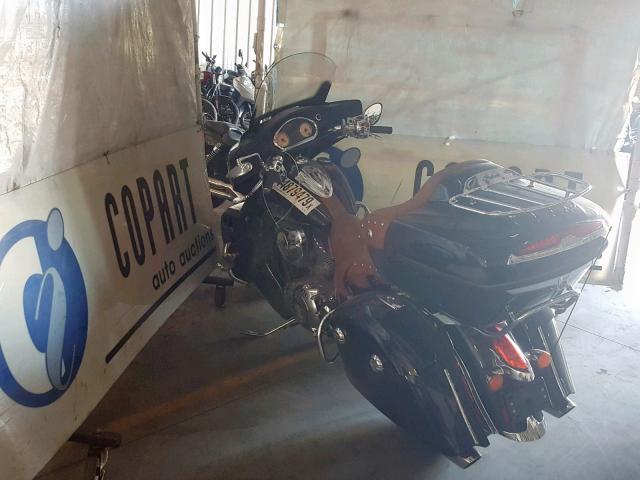 56KTRAAA0G3332829 - 2016 INDIAN MOTORCYCLE CO. ROADMASTER BLACK photo 3