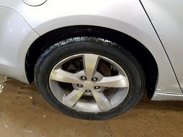 1G1ZC5E06CF371646 - 2012 CHEVROLET MALIBU 1LT 银色 照片 10