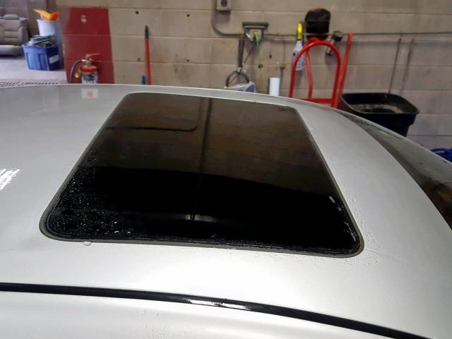 1G1ZC5E06CF371646 - 2012 CHEVROLET MALIBU 1LT 银色 照片 9