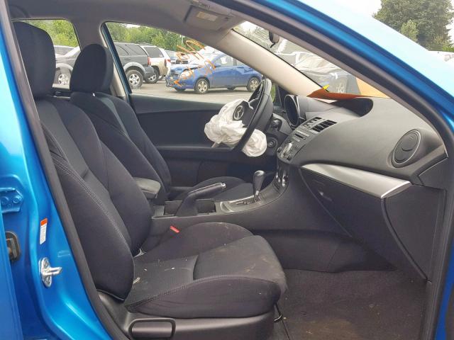 JM1BL1K61B1416062 - 2011 MAZDA 3 S BLUE photo 5