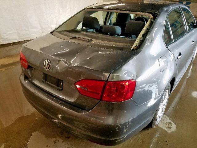 3VW2K7AJ4BM398684 - 2011 VOLKSWAGEN JETTA BASE CHARCOAL photo 9