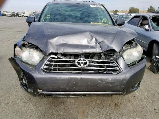 JTEES43A692137727 - 2009 TOYOTA HIGHLANDER BLACK photo 9