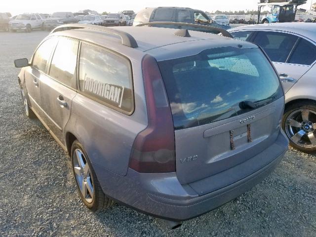 YV1MJ682X52112849 - 2005 VOLVO V50 T5 SILVER photo 3