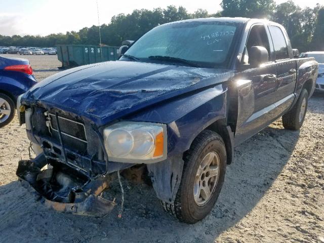 1D7HE48K35S209171 - 2005 DODGE DAKOTA QUA BLUE photo 2