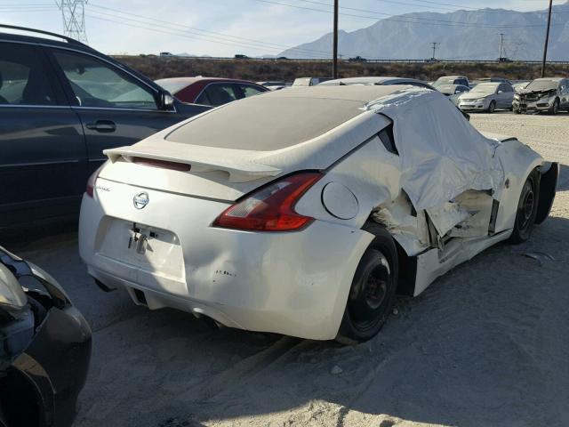 JN1AZ44E09M406716 - 2009 NISSAN 370Z WHITE photo 4