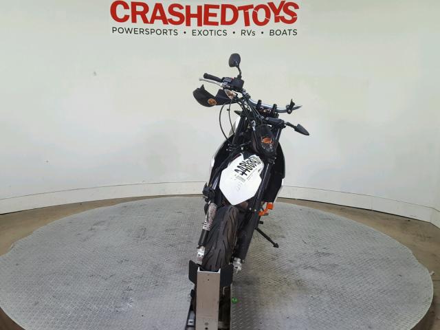 VBKLET408GM779806 - 2016 KTM 690 ENDURO ORANGE photo 3