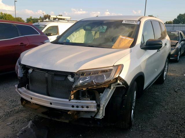 5FNYF6H10HB099241 - 2017 HONDA PILOT LX WHITE photo 2