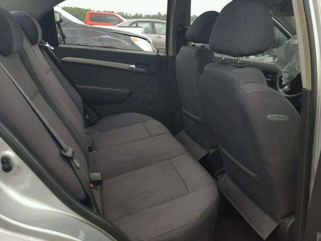 KL1TD56617B135813 - 2007 CHEVROLET AVEO BASE 银色 照片 6