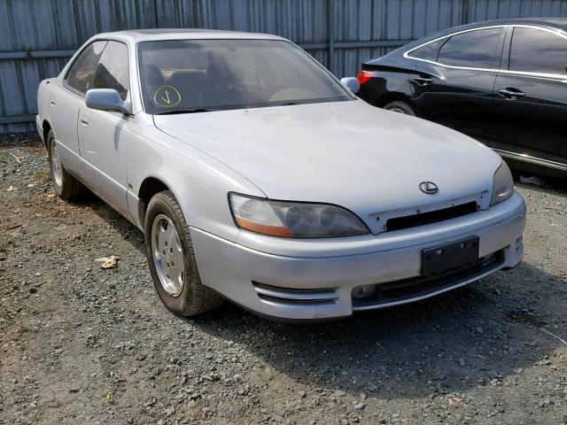 JT8BF12G0T0171194 - 1996 LEXUS ES 300 WHITE photo 1