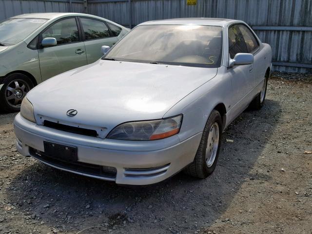 JT8BF12G0T0171194 - 1996 LEXUS ES 300 WHITE photo 2