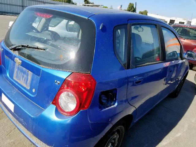 KL1TD66EX9B618247 - 2009 CHEVROLET AVEO LS BLUE photo 4