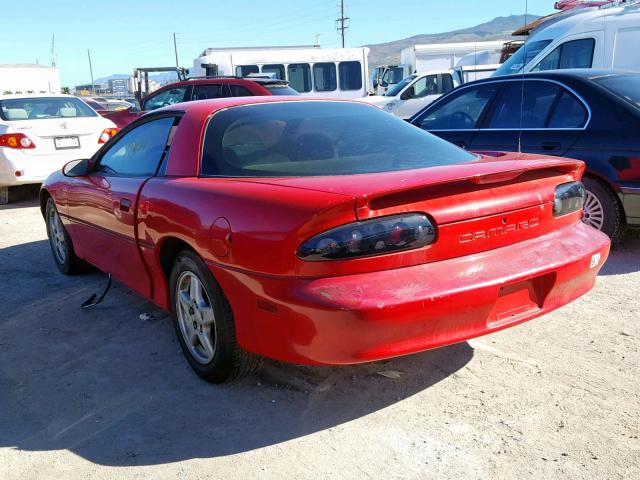 2G1FP22K4V2130586 - 1997 CHEVROLET CAMARO BAS RED photo 3