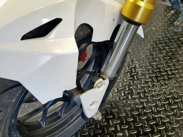 MLHJC7511J5009894 - 2018 HONDA GROM 125 WHITE photo 9