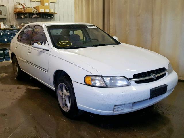 1N4DL01D7WC254845 - 1998 NISSAN ALTIMA XE WHITE photo 1