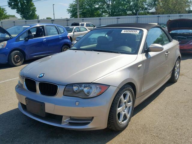 WBAUL73539VJ75915 - 2009 BMW 128 I SILVER photo 2