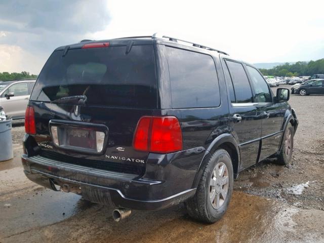 5LMFU28556LJ27966 - 2006 LINCOLN NAVIGATOR შავი ფოტო 4