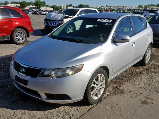 KNAFU5A23C5511444 - 2012 KIA FORTE EX SILVER photo 2